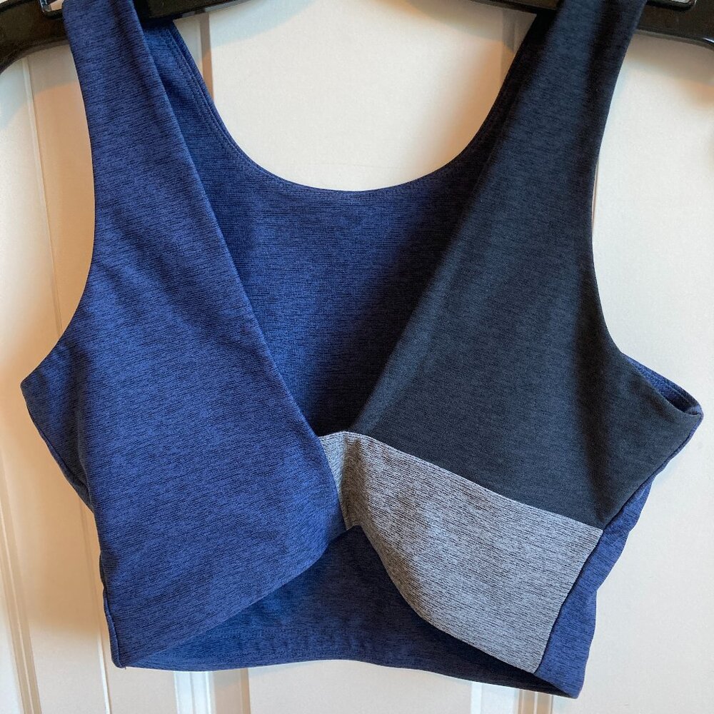 Outdoor Voices Venus Crop Top Sports Bra SZ XS Colorblock Blue Black Gray NWOT